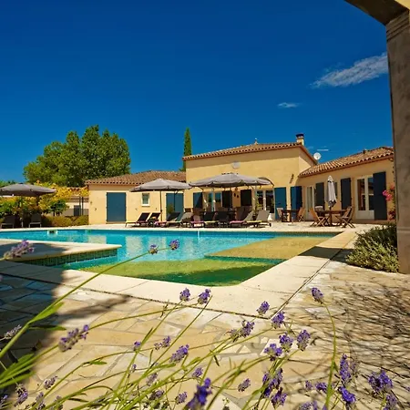 Bed & Breakfast Des Cammaous Vacquieres (Herault)